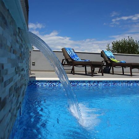 Vacation Home Meri Mirce Εξωτερικό φωτογραφία