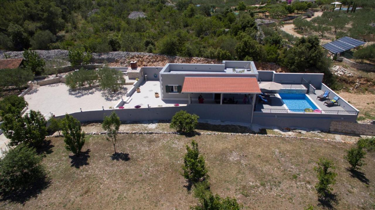 Vacation Home Meri Mirce Εξωτερικό φωτογραφία