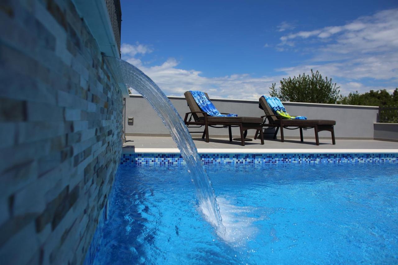 Vacation Home Meri Mirce Εξωτερικό φωτογραφία