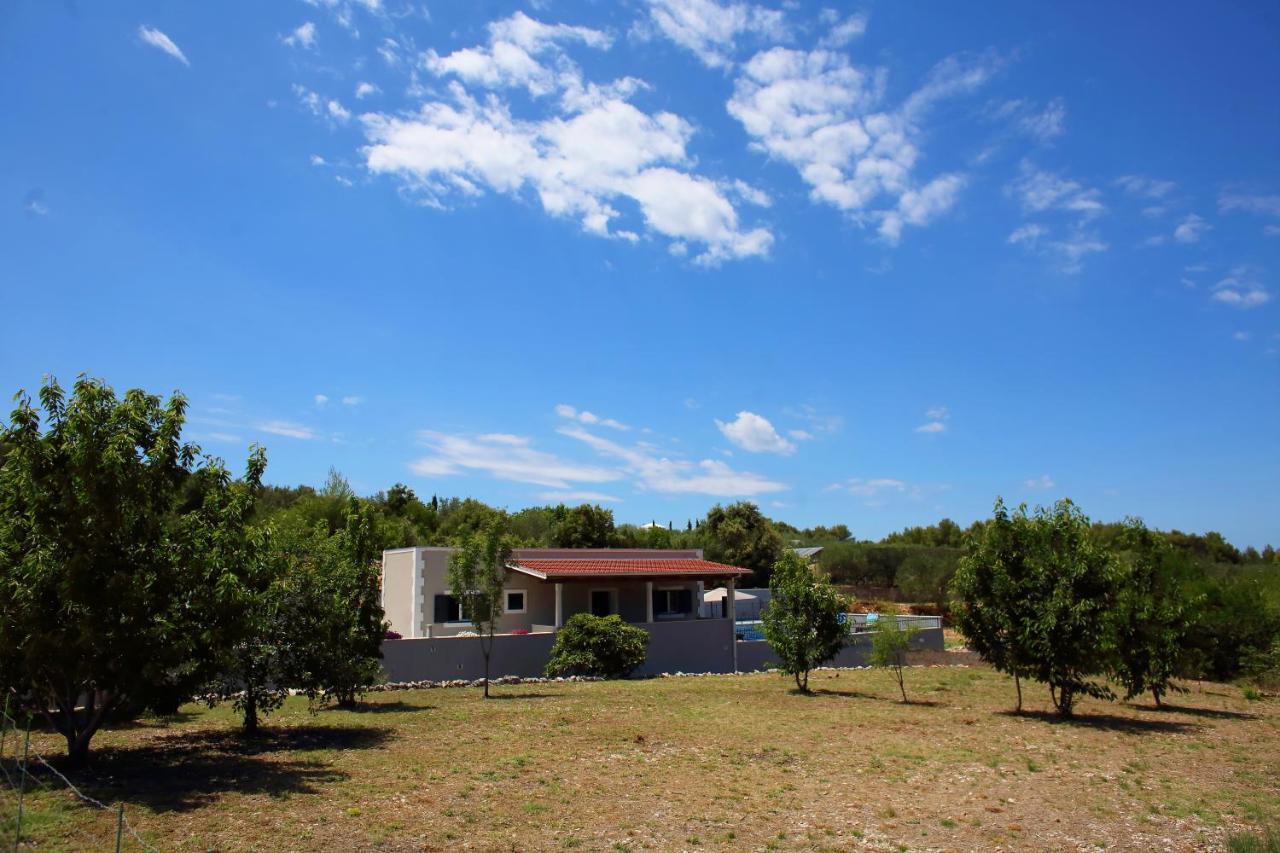 Vacation Home Meri Mirce Εξωτερικό φωτογραφία